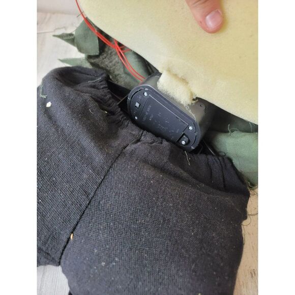 Halloween animated moaning zombie blood monster prop decor scary dead - Picture 16 of 16